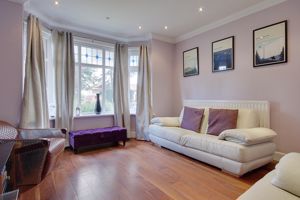 Lounge- click for photo gallery